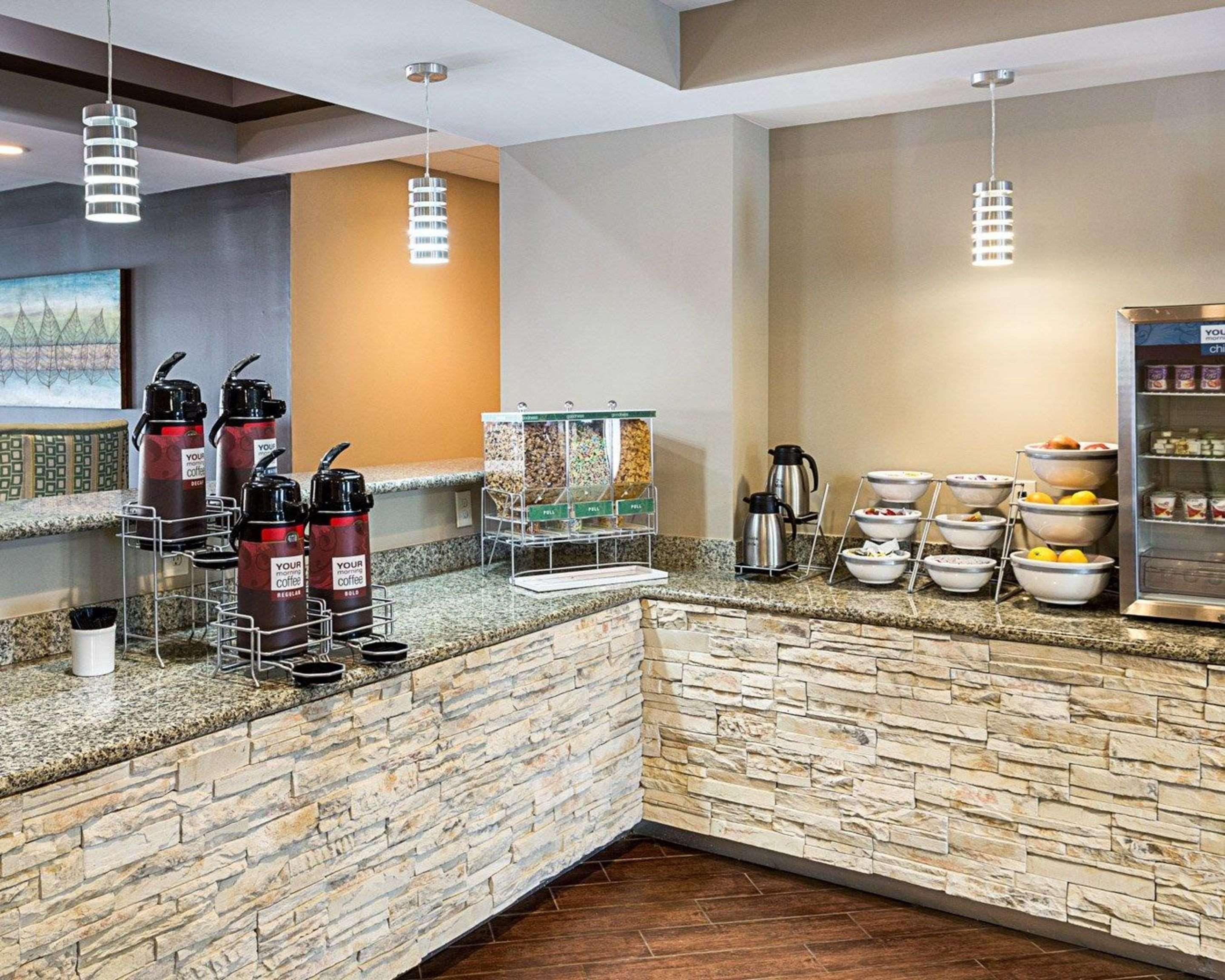 Comfort Suites Near Tanger Outlet Mall Gonzales Exteriör bild