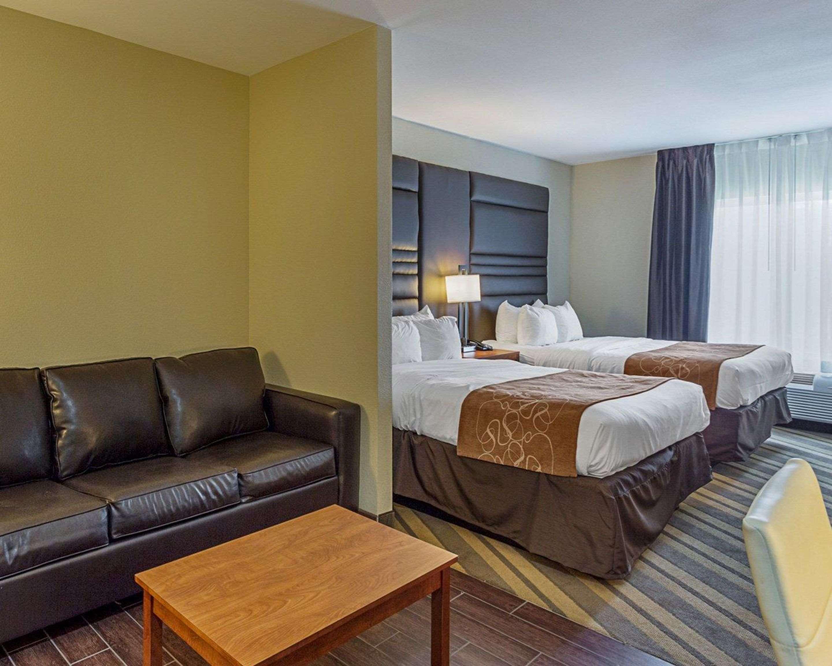 Comfort Suites Near Tanger Outlet Mall Gonzales Exteriör bild