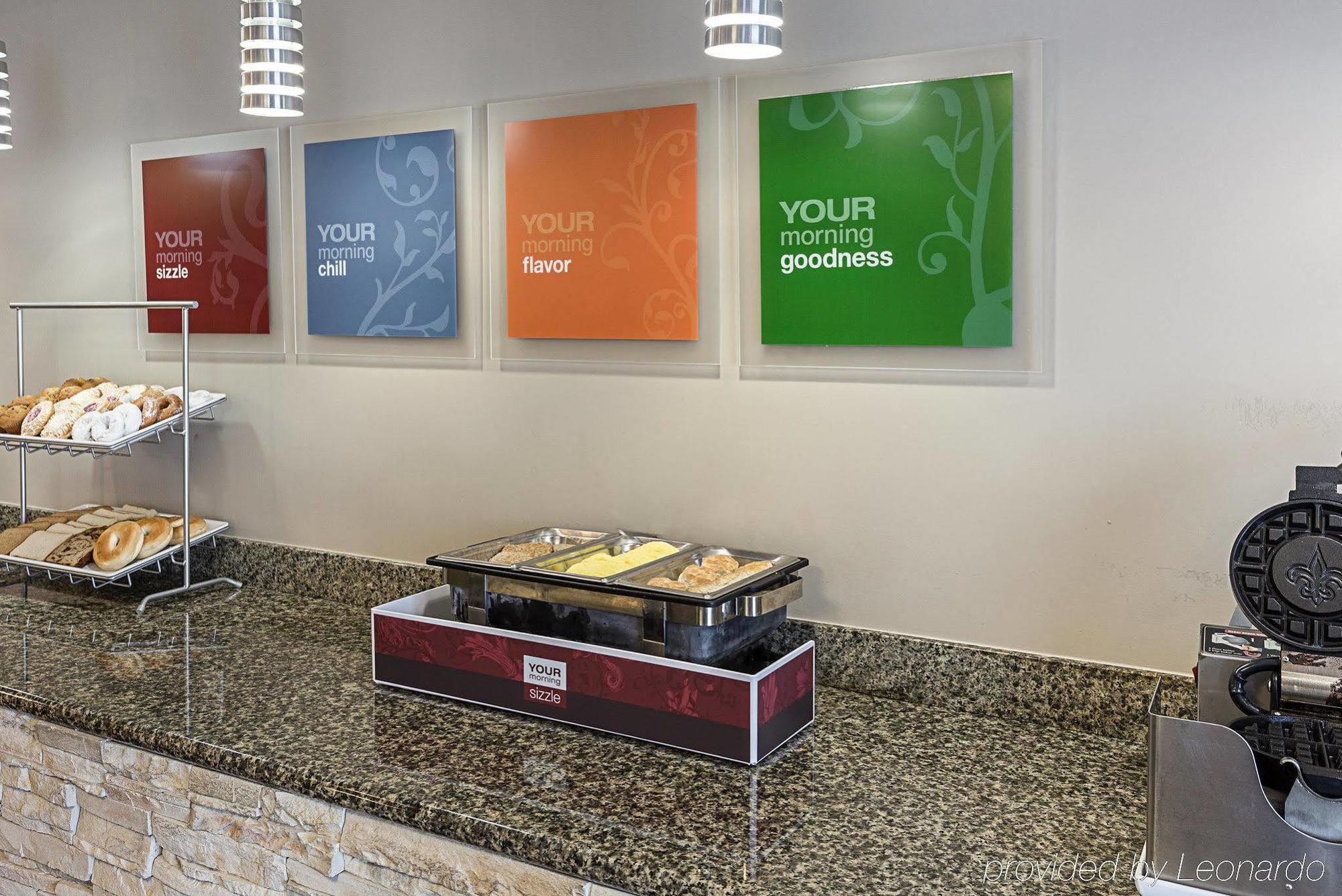 Comfort Suites Near Tanger Outlet Mall Gonzales Exteriör bild