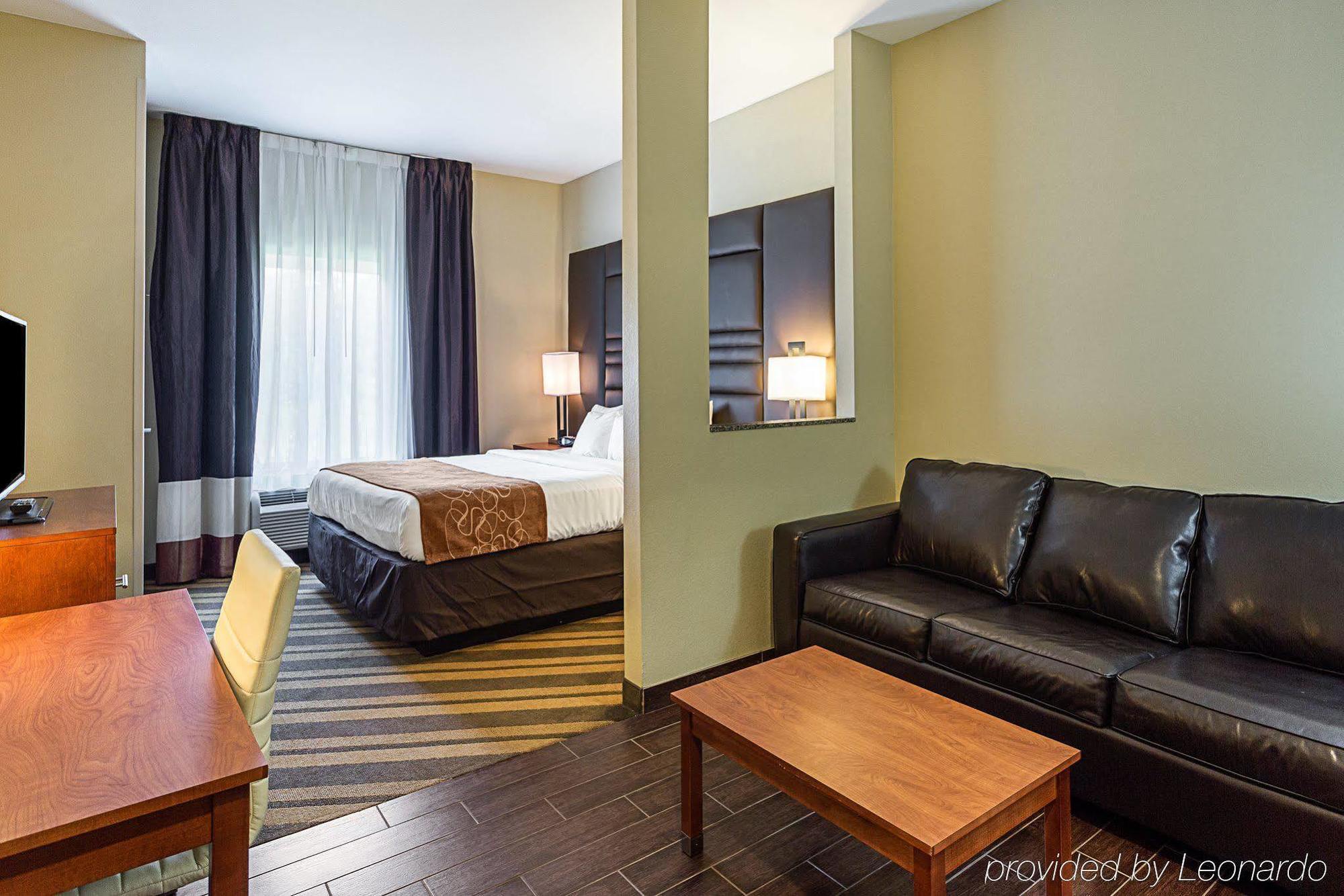 Comfort Suites Near Tanger Outlet Mall Gonzales Exteriör bild